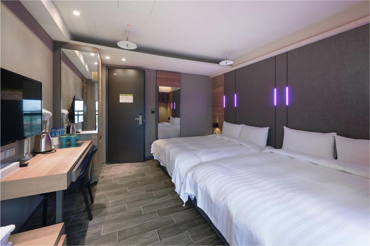Kiwi Share Hotel Чжунлі Екстер'єр фото