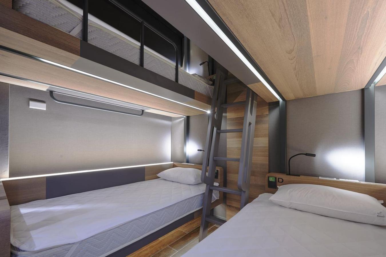 Kiwi Share Hotel Чжунлі Екстер'єр фото
