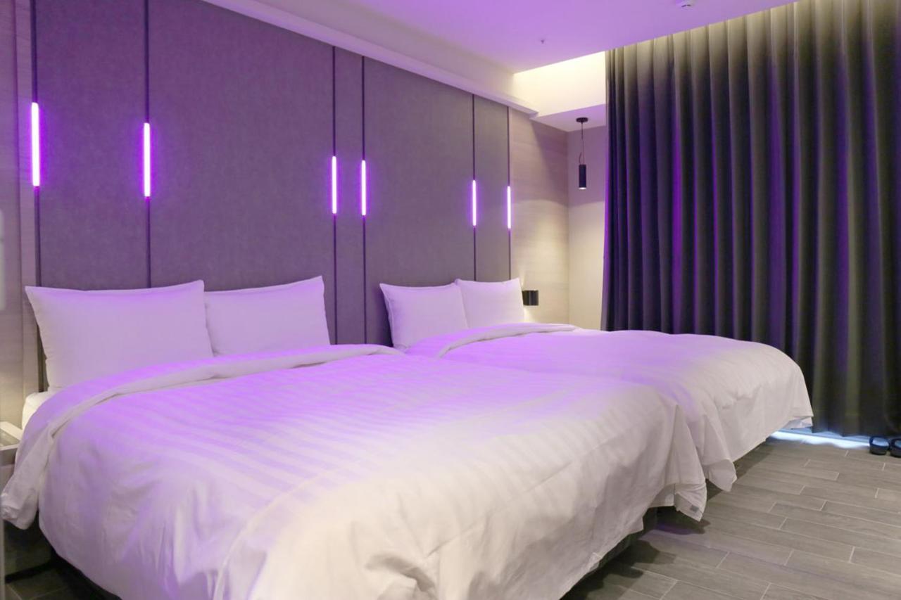 Kiwi Share Hotel Чжунлі Екстер'єр фото