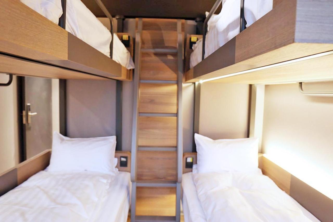 Kiwi Share Hotel Чжунлі Екстер'єр фото