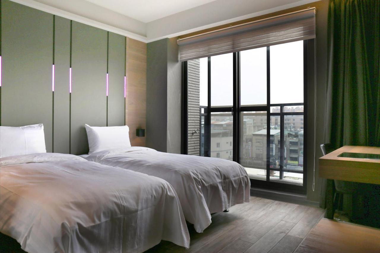 Kiwi Share Hotel Чжунлі Екстер'єр фото